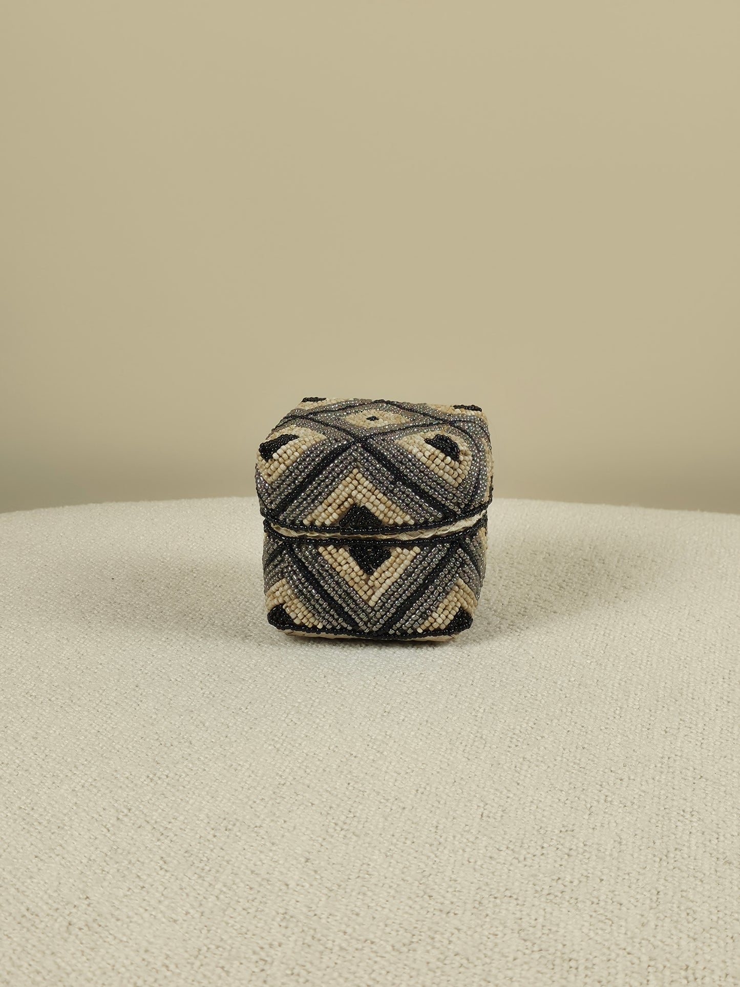 Balinees Offermandje met Kralen – Robin