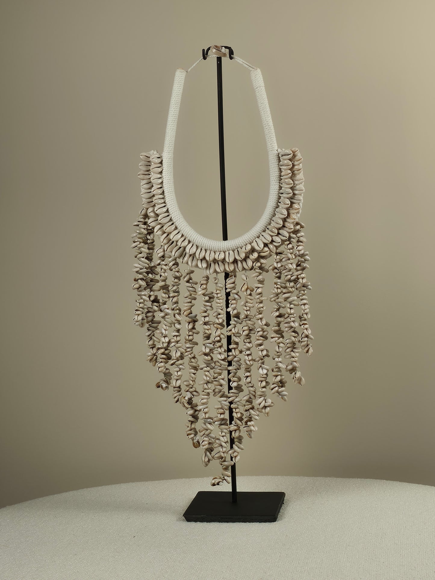 Shell Collar on Stand - Kaia