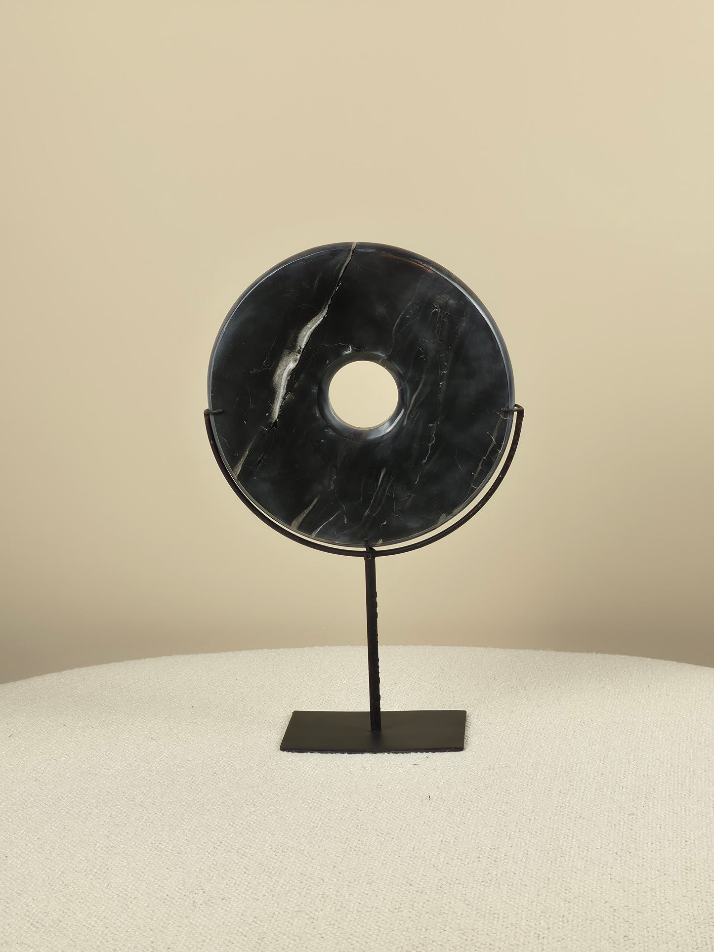 Marble Disc on Stand - Loes