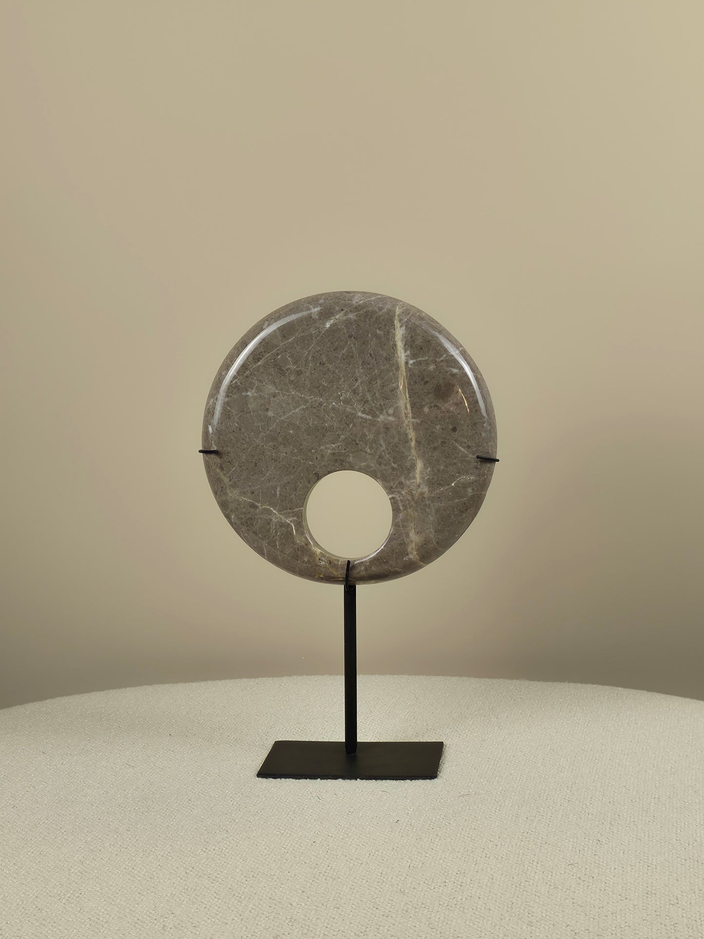 Marmeren Decoratie op Standaard - Toetie
