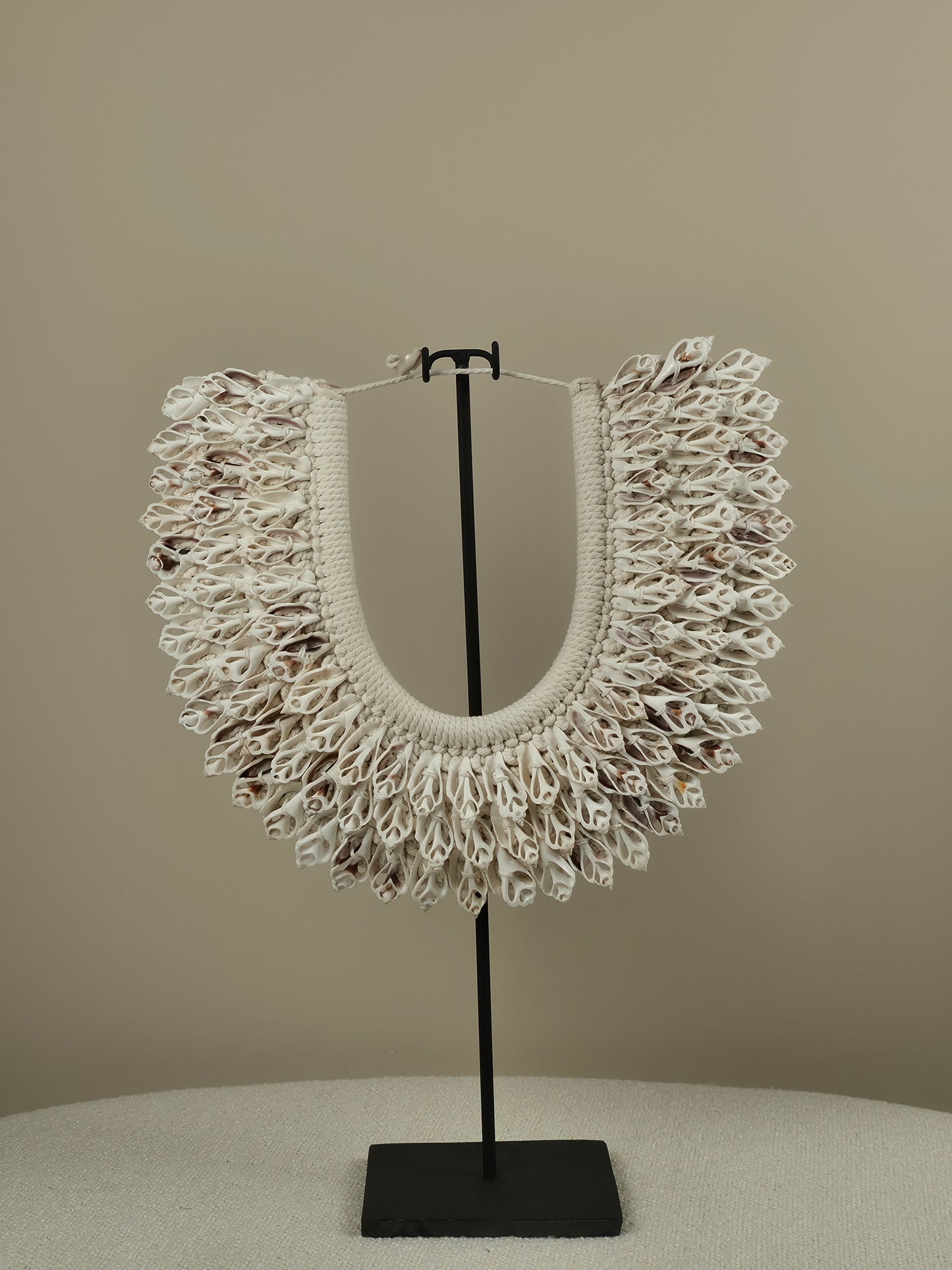 Shell Collar on Stand - Star