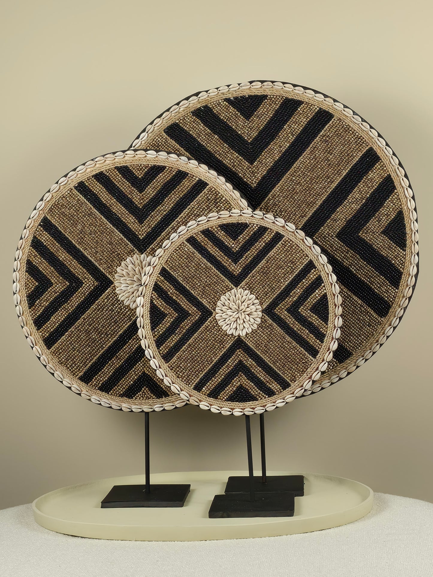 Kralen- en Schelpen Ornament op Standaard - Morris