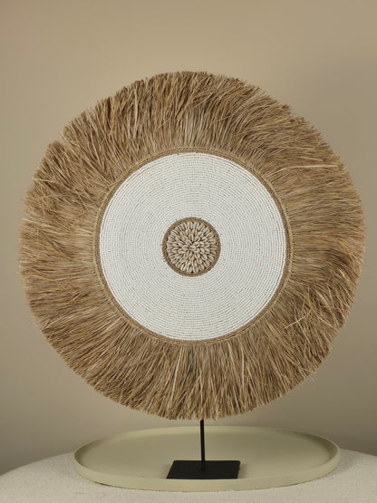 Raffia-en Kralen Decoratie op Standaard - Suze